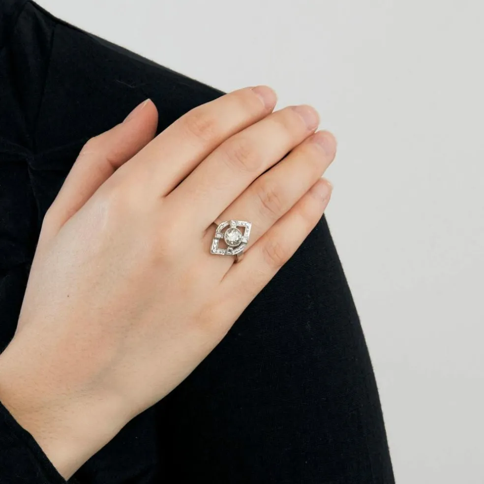 Bague ancienne losangique diamants