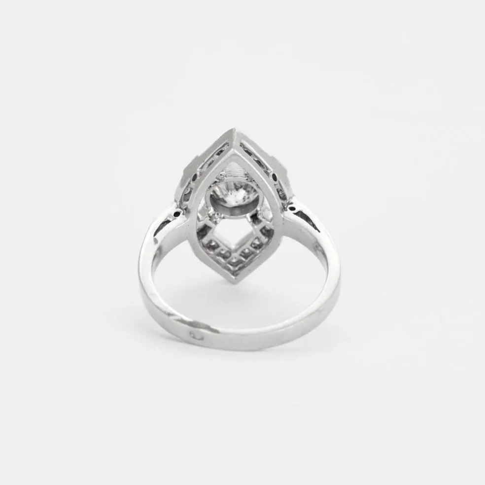 Bague ancienne losangique diamants