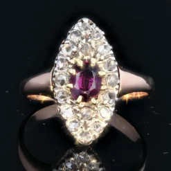 Bague ancienne marquise grenat et diamants