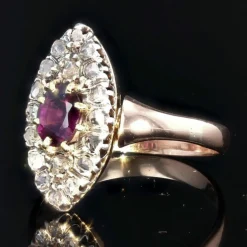 Bague ancienne marquise grenat et diamants