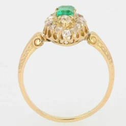 Bague ancienne marquise émeraude diamants