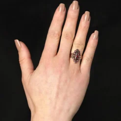 Bague ancienne navette grenats