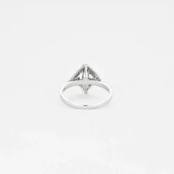 Bague ancienne or blanc 3 diamants