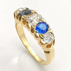 Bague ancienne or diamants et saphirs
