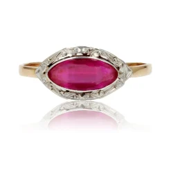 Bague ancienne or et rubis de synthèse