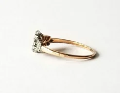 Bague ancienne or jaune et platine diamants anciens 0.60 carats
