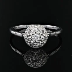 Bague ancienne pavage de diamants