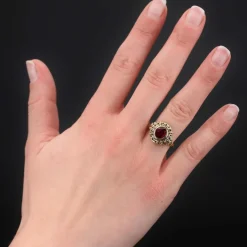 Bague ancienne rubis naturel et or jaune