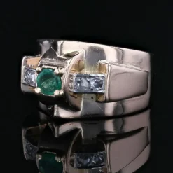 Bague ancienne tank émeraude diamants