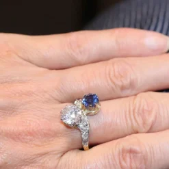 Bague ancienne toi et moi saphir et diamants