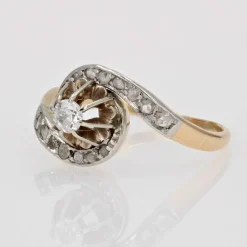 Bague ancienne tourbillon diamants