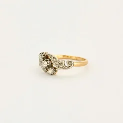 Bague ancienne trilogie diamants or jaune et platine
