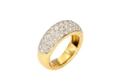 Bague anneau avec pavage diamant