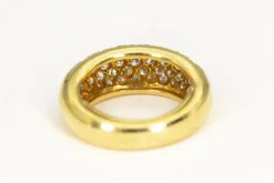 Bague anneau avec pavage diamant