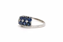 Bague Années 50 en platine sertie de saphirs et de diamants