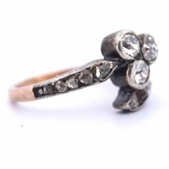 BAGUE ANTIQUE - OR JAUNE ET BLANC 18 KT