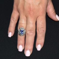 BAGUE ART DÉCO - OR 18 KT - TANZANITE ET DIAMANTS