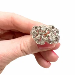Bague Art Déco 1920-1930 or et platine avec diamants
