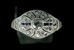 Bague Art Déco deux ors diamants et saphirs