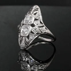 Bague art déco diamants ajourée