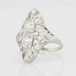 Bague art déco diamants ajourée