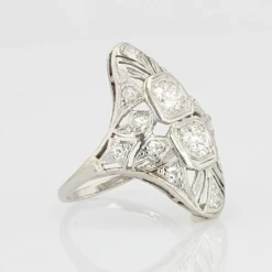 Bague art déco diamants ajourée
