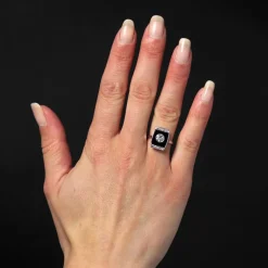 Bague Art Déco diamants et onyx