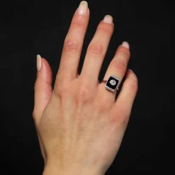 Bague Art Déco diamants et onyx