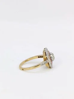 Bague Art Déco diamants rubis calibrés
