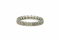 Bague Art Déco en or blanc 18 carats sertie de diamants