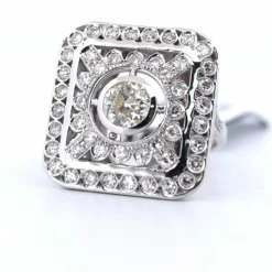 BAGUE ART DÉCO EN OR BLANC 18 KT ET DIAMANTS