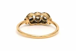 Bague Art Déco en or jaune et blanc 18 carats sertie de diamants 