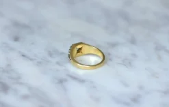 Bague Art Déco escalier deux ors et diamant