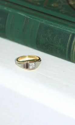 Bague Art Déco escalier deux ors et diamant