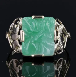 Bague art déco jade gravé