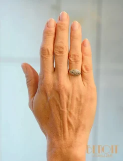 Bague Art Déco Losange Diamants et Saphirs
