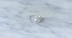 Bague art déco or blanc, platine et diamants