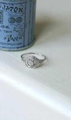 Bague art déco or blanc, platine et diamants