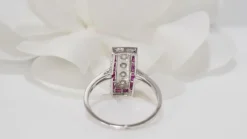 Bague Art Déco Or Blanc, Rubis Et Diamants