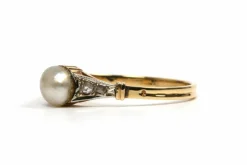 Bague Art Déco or jaune, perle et diamants