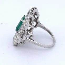 Bague Art Déco or émeraude diamants