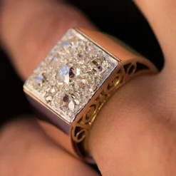 Bague Art Déco pavée de diamants