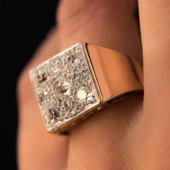 Bague Art Déco pavée de diamants