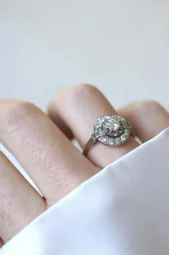 Bague Art Déco platine diamants