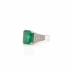 Bague Art Déco Platine Emeraude Diamants