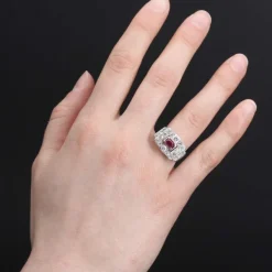 Bague art déco platine rubis diamants