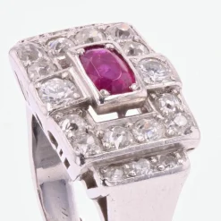 Bague art déco platine rubis diamants