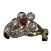 Bague Art Déco Rubis birman et diamants en or jaune