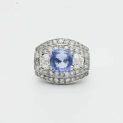 Bague Art Déco saphir Ceylan naturel entourage diamants or gris