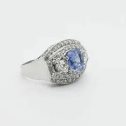 Bague Art Déco saphir Ceylan naturel entourage diamants or gris